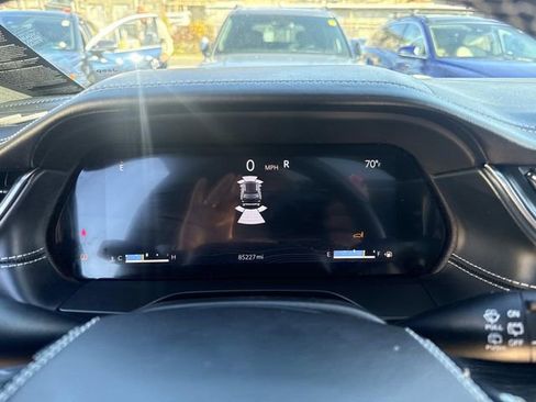 Used 2022 Jeep Grand Cherokee Overland image 33