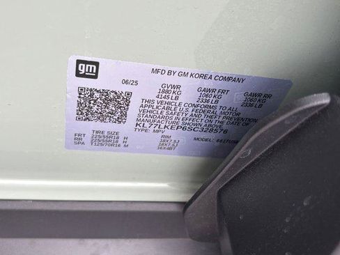 Used 2025 Chevrolet Trax ACTIV w/ Driver Confidence Package image 31