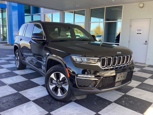 Used 2023 Jeep Grand Cherokee 4xe image 7