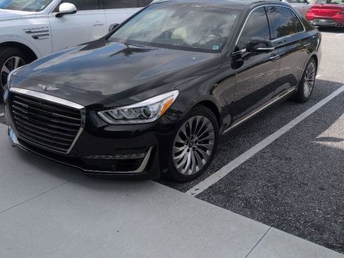 Used 2019 Genesis G90 5.0 Ultimate RWD image 2