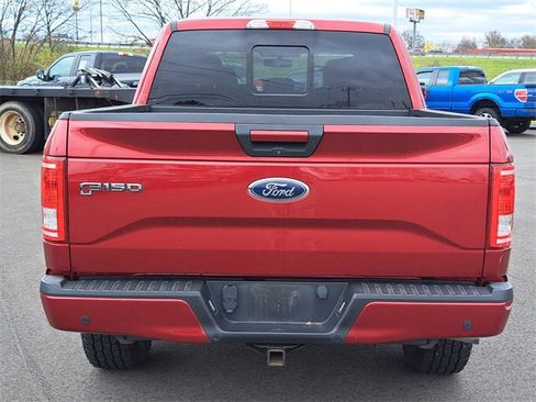 Used 2017 Ford F150 XLT w/ Equipment Group 302A Luxury image 4