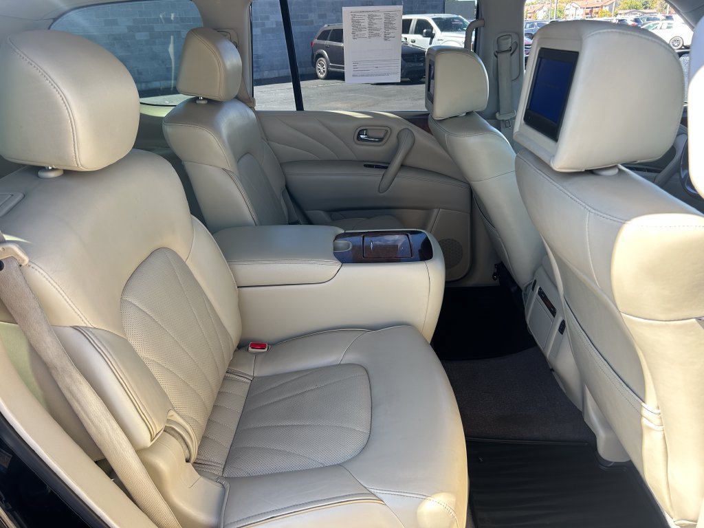 Used 2017 INFINITI QX80 4WD w/ Deluxe Technology Package image 38