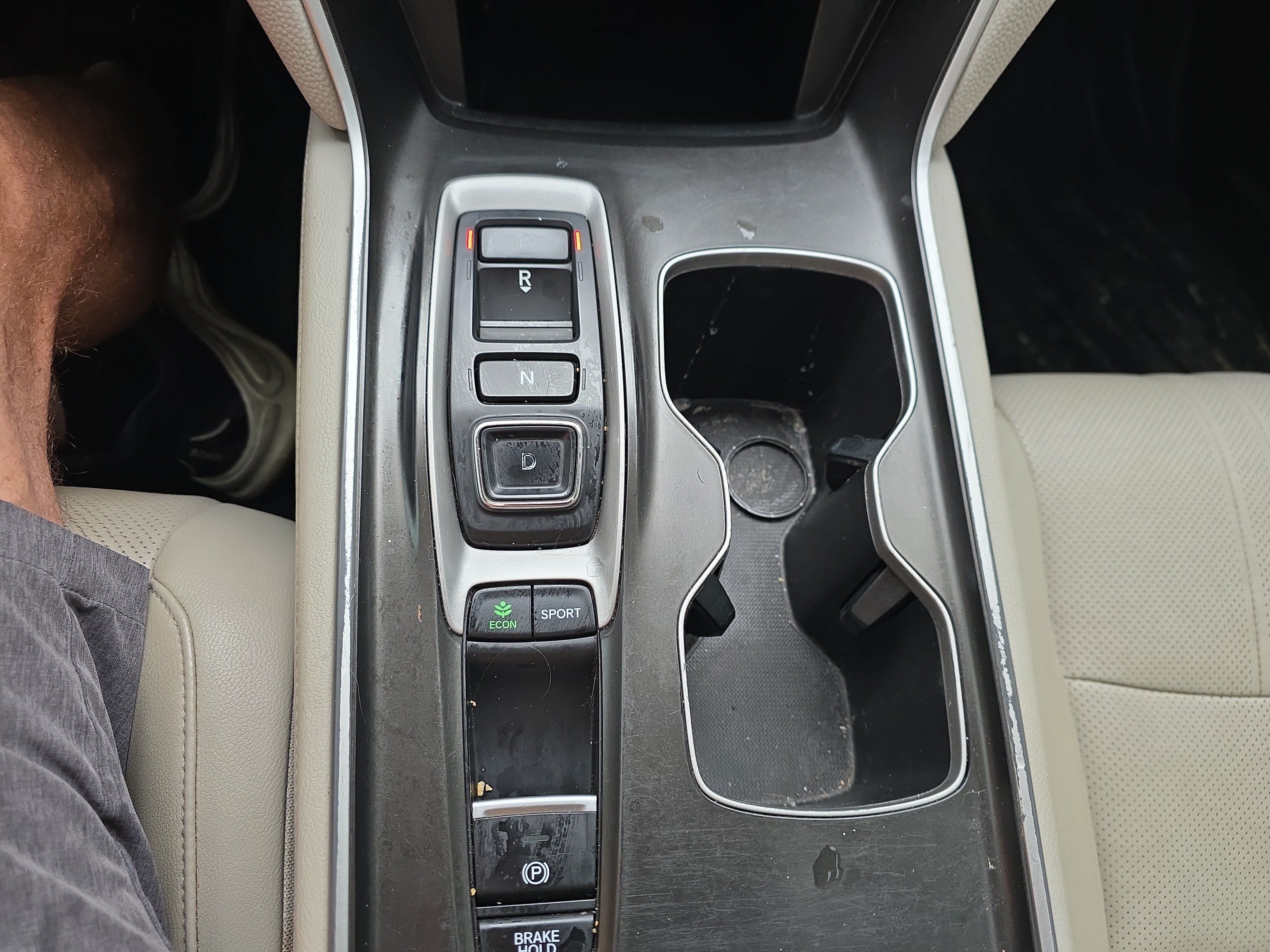 Used 2018 Honda Accord EX-L image 25