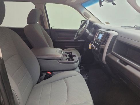 Used 2017 RAM 1500 Express w/ Express Value Package AWD/4WD image 21