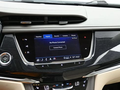 Used 2021 Cadillac XT6 Premium Luxury FWD image 13