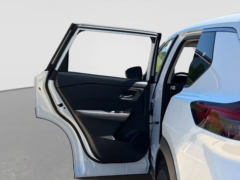 New 2026 Nissan Rogue SV AWD/4WD image 13