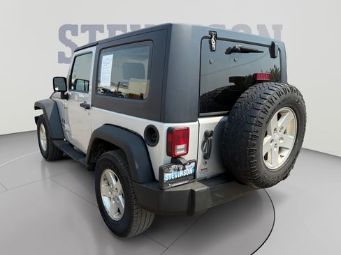 Used 2008 Jeep Wrangler X AWD/4WD image 3