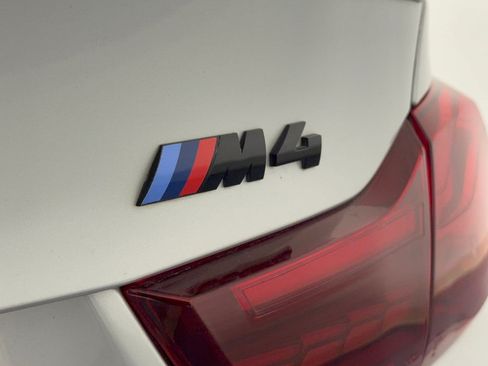 Used 2020 BMW M4 Coupe w/ Competition Package RWD image 28
