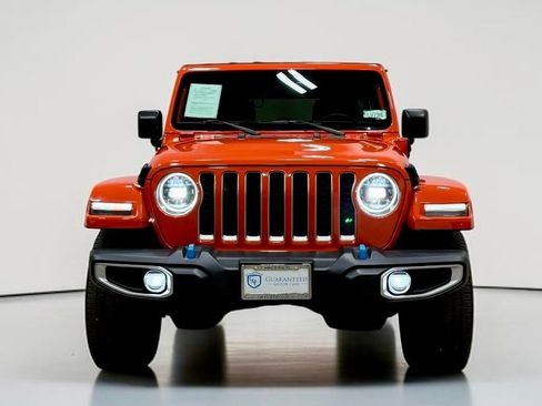 Used 2023 Jeep Wrangler Unlimited Sahara AWD/4WD image 8