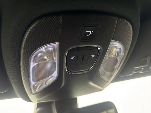 New 2026 Jeep Compass Latitude image 25