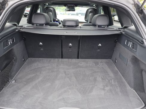 Certified 2025 Mercedes-Benz GLC 300 image 22