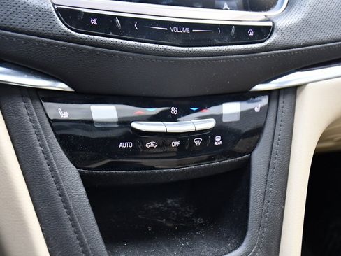 Used 2018 Cadillac XT5 Luxury w/ LPO, Wheel Lock Package image 32