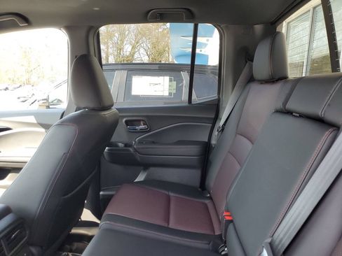 New 2026 Honda Ridgeline Black Edition image 11