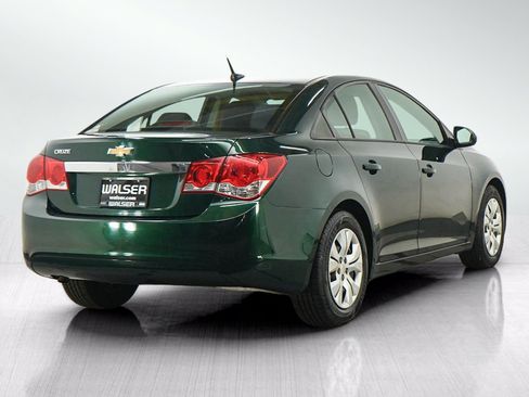 Used 2014 Chevrolet Cruze LS FWD image 5