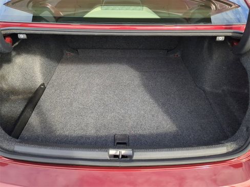 Used 2015 Volkswagen Passat 1.8T Wolfsburg Edition image 9