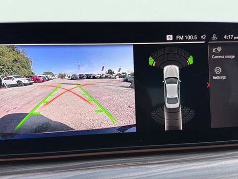 Used 2022 BMW 530i image 18