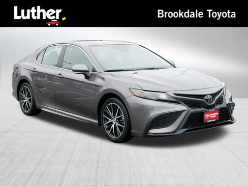 Certified 2023 Toyota Camry SE w/ Convenience Package image 1