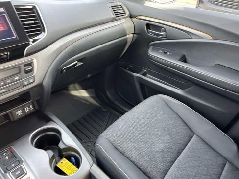 Used 2021 Honda Ridgeline Sport image 13