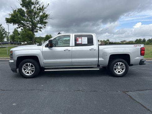 Used 2017 Chevrolet Silverado 1500 LT w/ Max Trailering Package AWD/4WD image 6