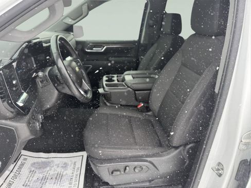 Used 2023 Chevrolet Silverado 1500 LT image 13