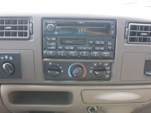 Used 2000 Ford F350 XL image 23