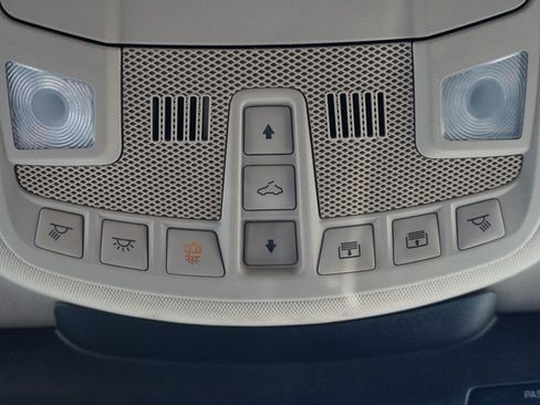 Used 2022 Lincoln Nautilus Reserve image 38