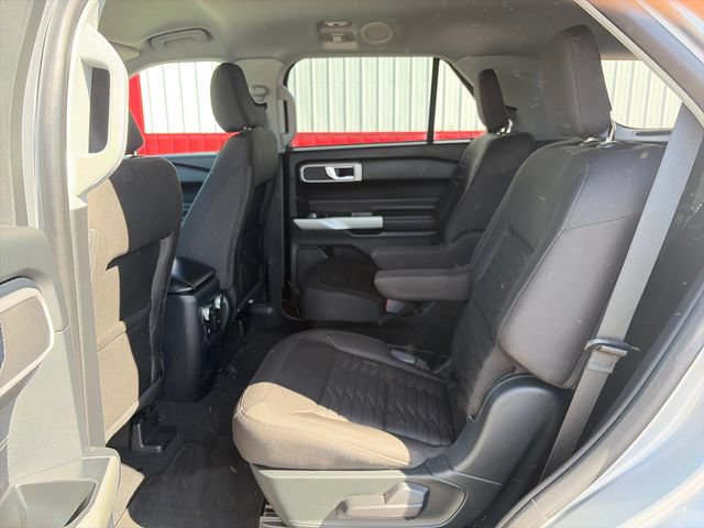 Used 2021 Ford Explorer XLT w/ Class III Trailer Tow Package AWD/4WD image 41