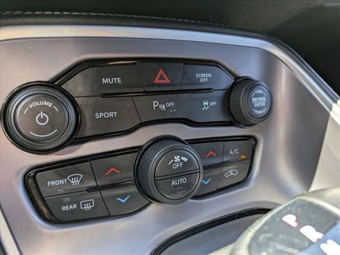 Used 2022 Dodge Challenger GT AWD/4WD image 12