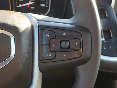 Used 2021 GMC Yukon XL SLT w/ SLT Premium Package image 32