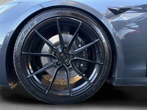 Used 2022 Tesla Model S Plaid image 13