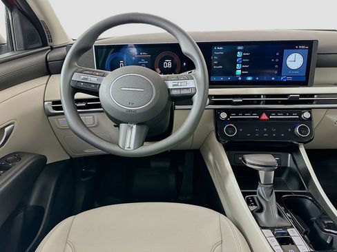 New 2026 Hyundai Tucson SEL image 18