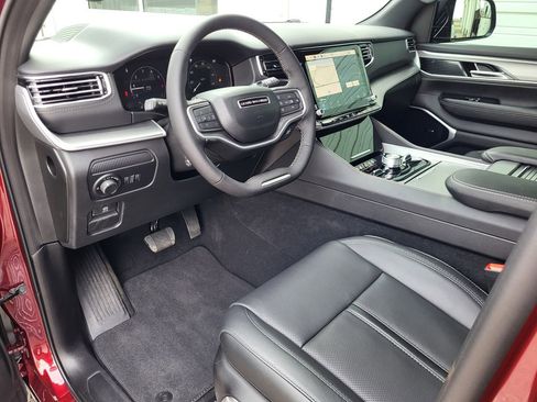 New 2026 Jeep Grand Wagoneer Limited AWD/4WD image 13