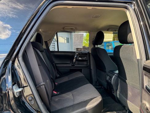 Used 2014 Toyota 4Runner Trail AWD/4WD image 13