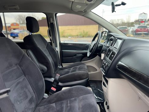 Used 2014 Dodge Grand Caravan SE w/ Quick Order Package 29E SE image 39