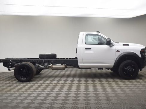 New 2026 RAM 5500 Tradesman image 3