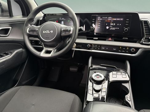 Certified 2023 Kia Sportage LX FWD image 10