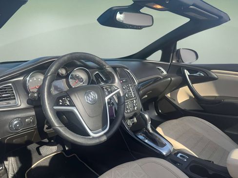 Used 2017 Buick Cascada Premium image 10