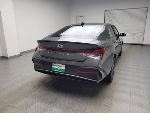 Used 2025 Hyundai Elantra Sport w/ Cargo Package FWD image 7