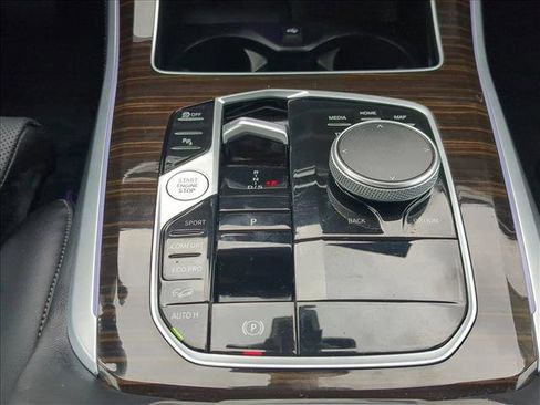 Used 2025 BMW X5 xDrive40i image 12