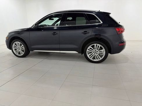 Used 2018 Audi Q5 2.0T Premium Plus w/ Premium Plus Package AWD/4WD image 2