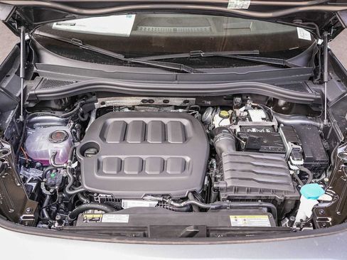 New 2026 Volkswagen Tiguan SE R-Line FWD image 13