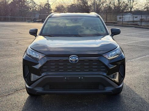 Certified 2022 Toyota RAV4 LE image 12