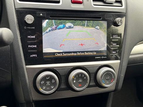 Used 2017 Subaru Crosstrek 2.0i Premium AWD/4WD image 21