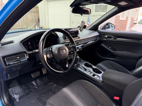 Used 2022 Honda Civic Sport image 16