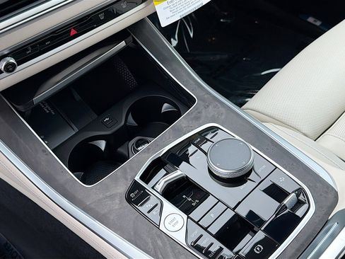 New 2026 BMW X5 xDrive50e w/ M Sport Package image 29