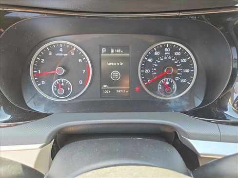 Used 2021 Kia K5 LXS FWD image 11