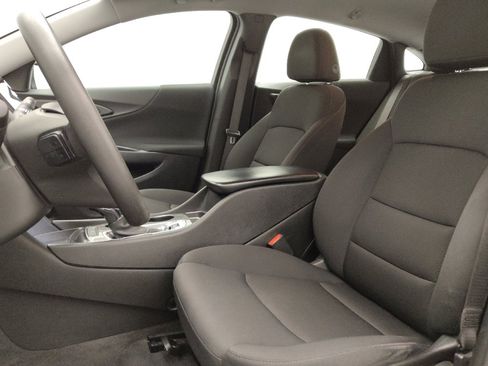 Used 2024 Chevrolet Malibu LS image 17