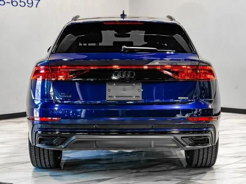 Used 2022 Audi Q8 Premium Plus w/ Premium Plus Package AWD/4WD image 12