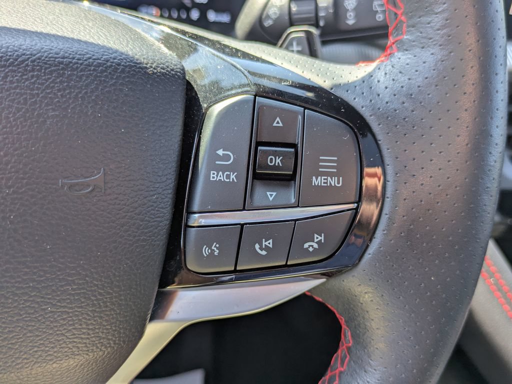 Used 2025 Ford Explorer ST AWD/4WD image 18