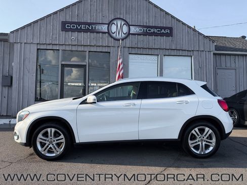 Used 2018 Mercedes-Benz GLA 250 4MATIC image 1